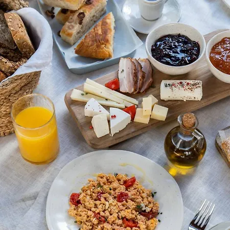 بيت ضيافة In - City Centre Balconies Breakfast Included